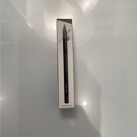 Discontinued Cailyn Gel Glider Eyeliner Pencil Chocolate - Picture 1 of 3
